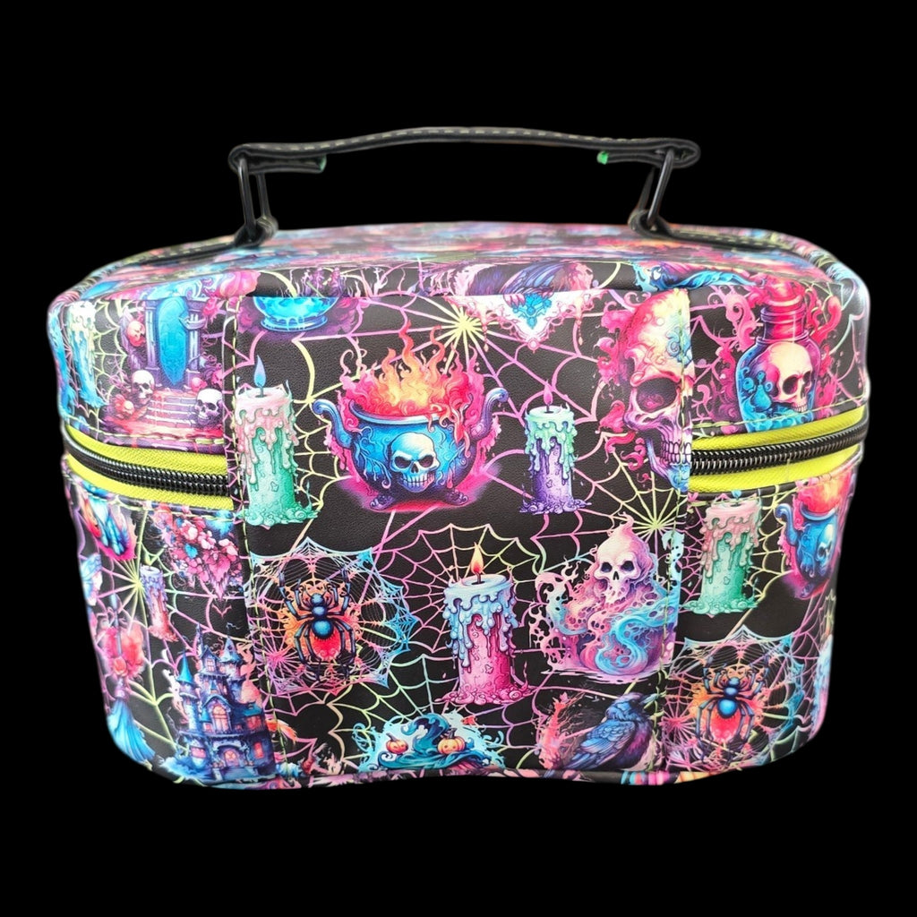 SPOOKY LISA train case