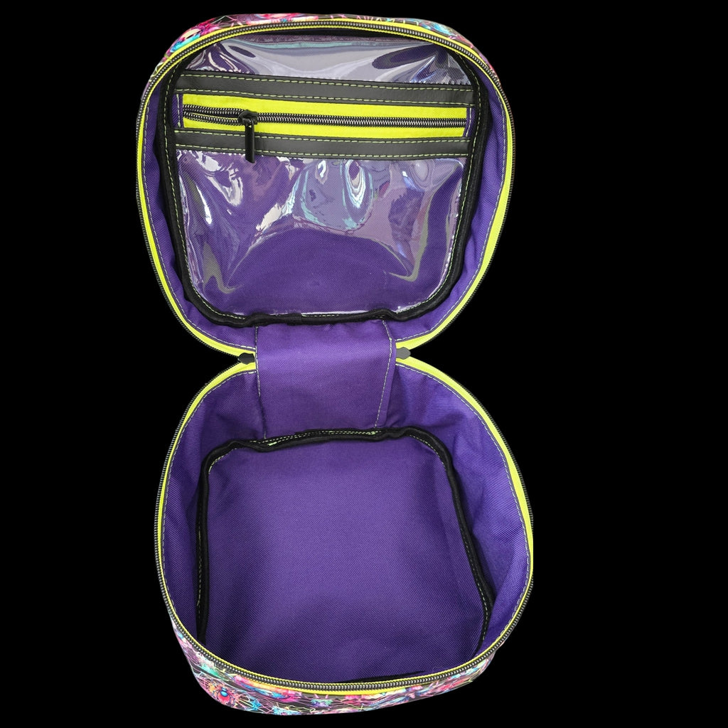 SPOOKY LISA train case